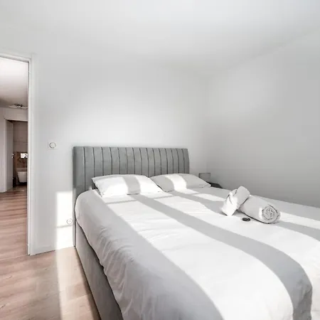 Apartman 3 Pieces Cocon Dans Les Hauteurs De Cannes Vue Le Cannet